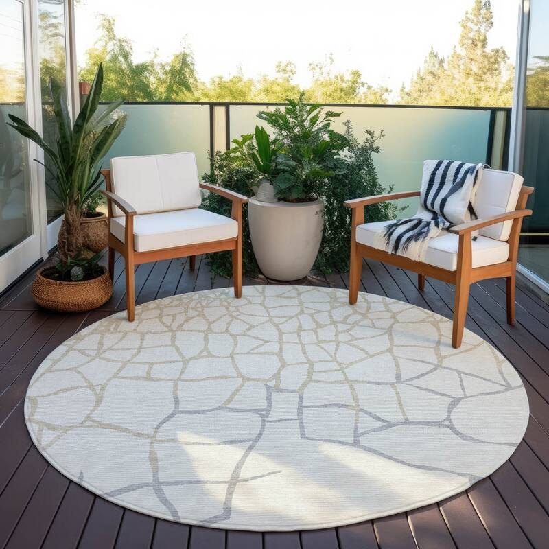 Machine Washable Indoor/ Outdoor Abstract Webby Chantille Rug