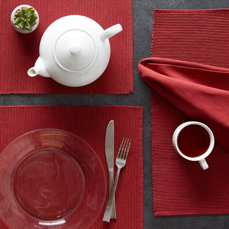 DII Barn Red Ribbed Placemat Set/6