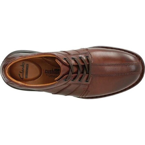 clarks touareg vibe brown