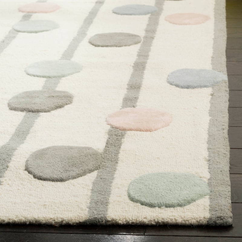 SAFAVIEH Handmade Kids Ganka Dotted Stripe Wool Rug