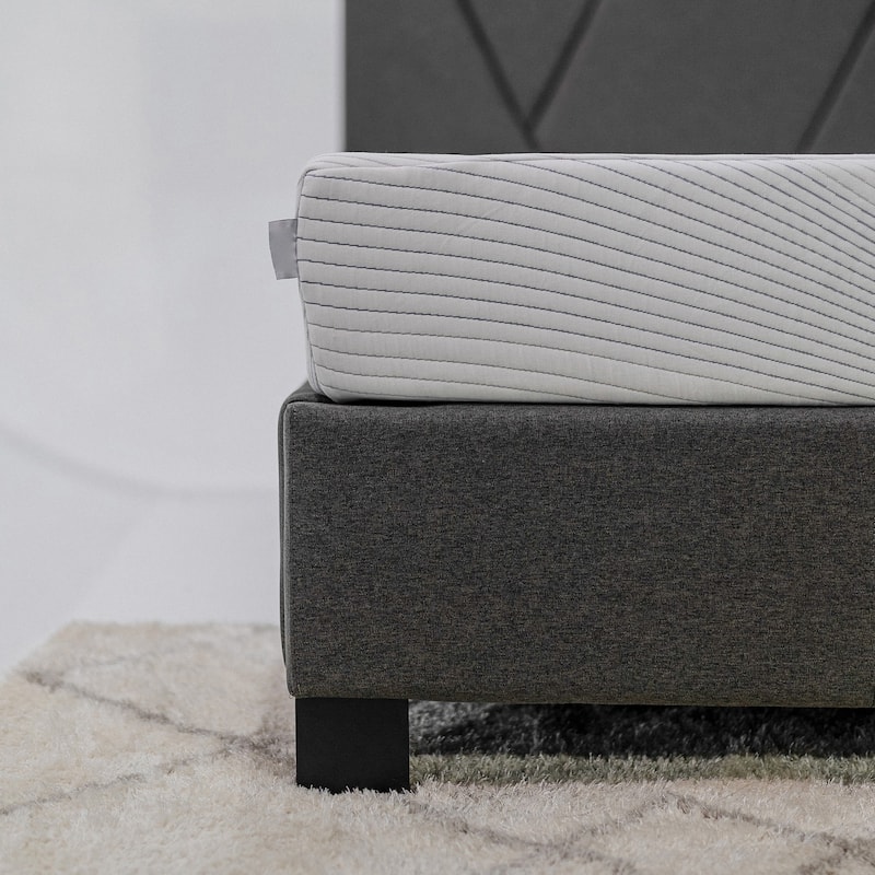 Bridgevine Home 8 inch Regen Cooling Copper Infused Memory Foam Adult Mattress Bed Bath