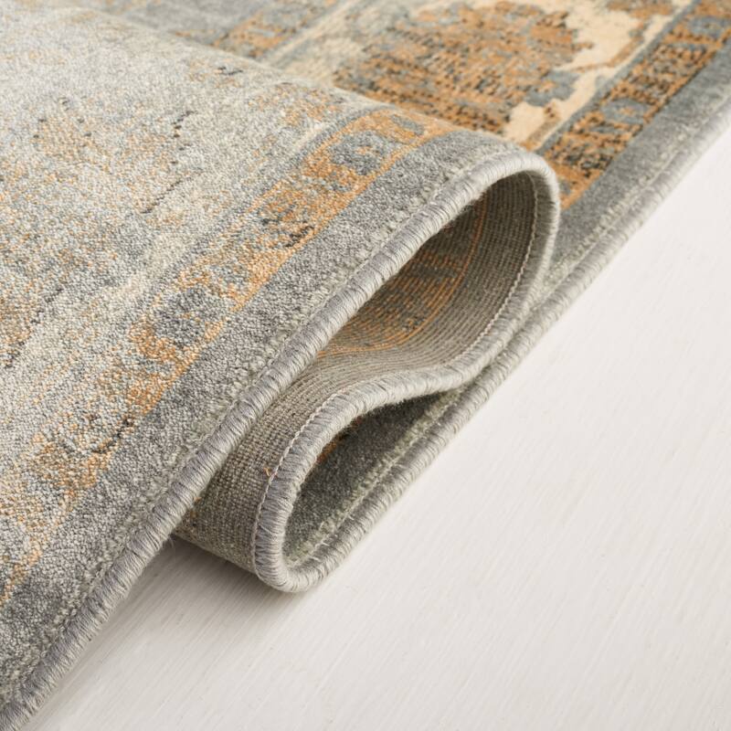 SAFAVIEH Vintage Lashawn Slip Resistant Viscose Rug