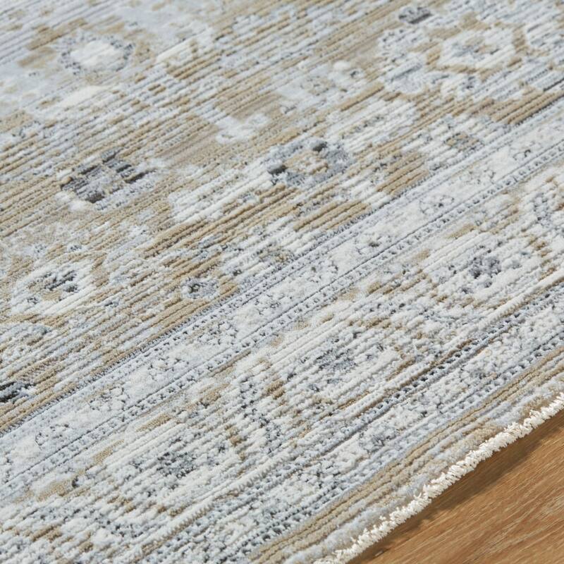 Livabliss Edmonton Traditional Area Rug