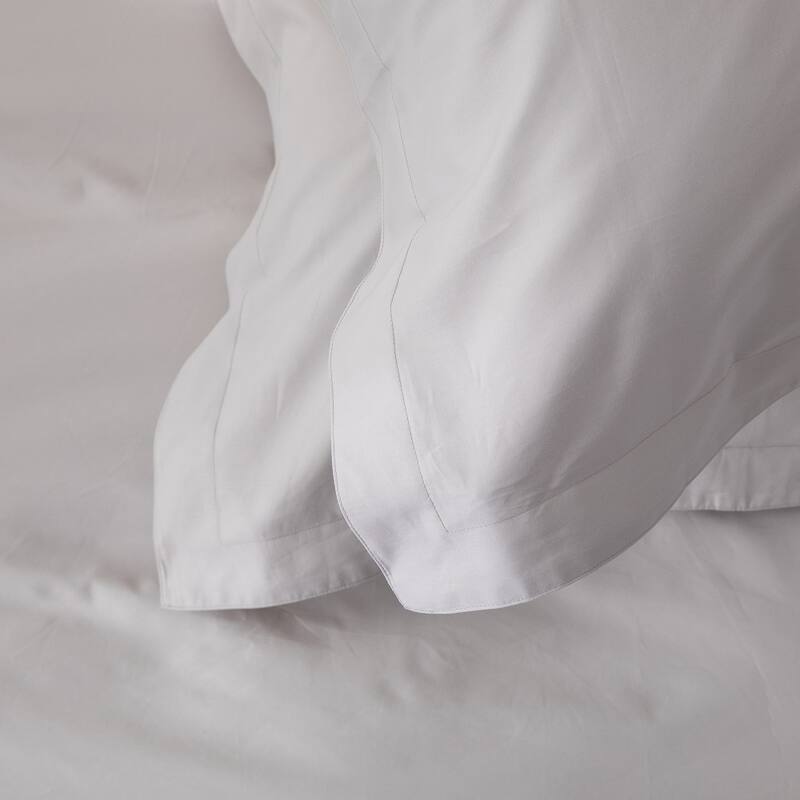 WHOLINENS Long Staple Cotton Sateen 400 TC Duvet Cover Set, Solid Color