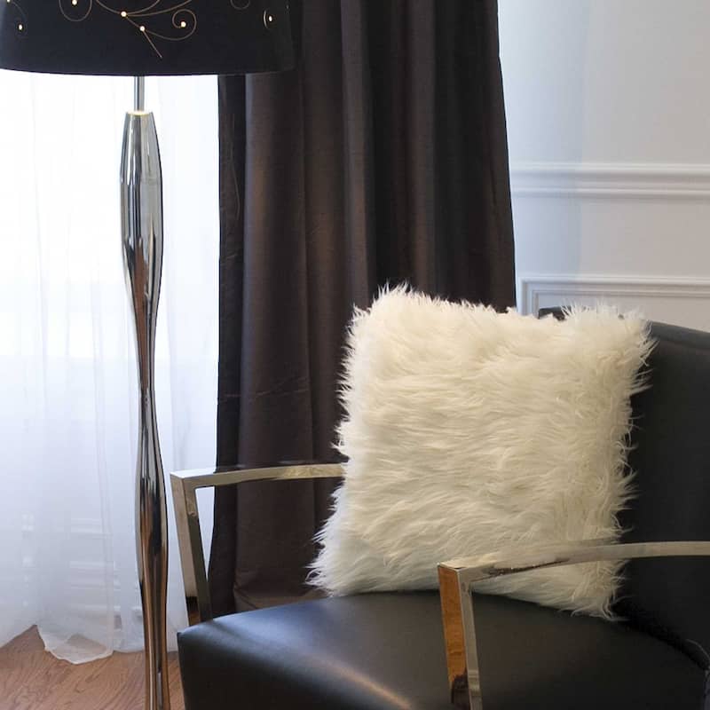 18" x 18" x 5" Off White Faux Fur Pillow 2 Pack