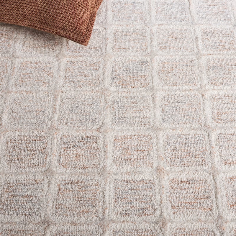 SAFAVIEH Handmade Pine Þorunn Wool Rug