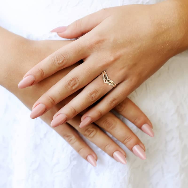 1/8ct TDW Diamond Contour Wedding Band in 10K Gold for Women