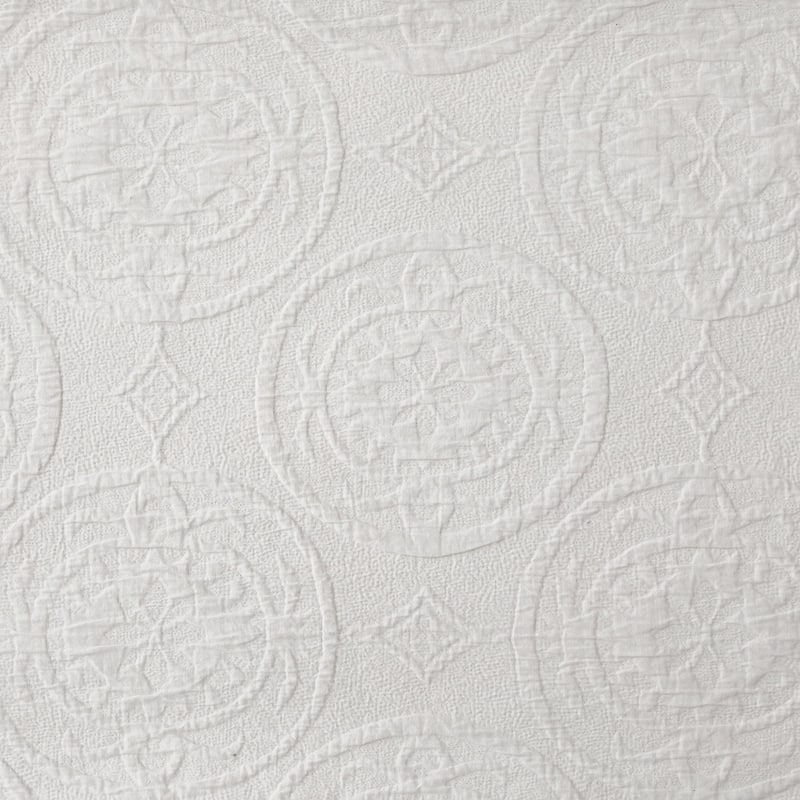 HiEnd Accents Verona Matelassé Vintage White Textured Medallion Duvet Cover Set, 3PC