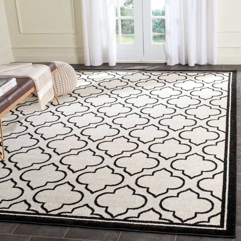 SAFAVIEH, Amherst Doraline Modern Rug - 8' x 10' - Ivory/Anthracite