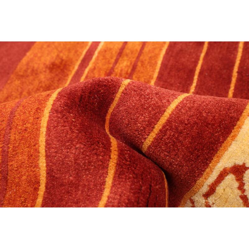 ECARPETGALLERY Hand-knotted Opulence Dark Red Wool Rug - 5'8 x 7'10