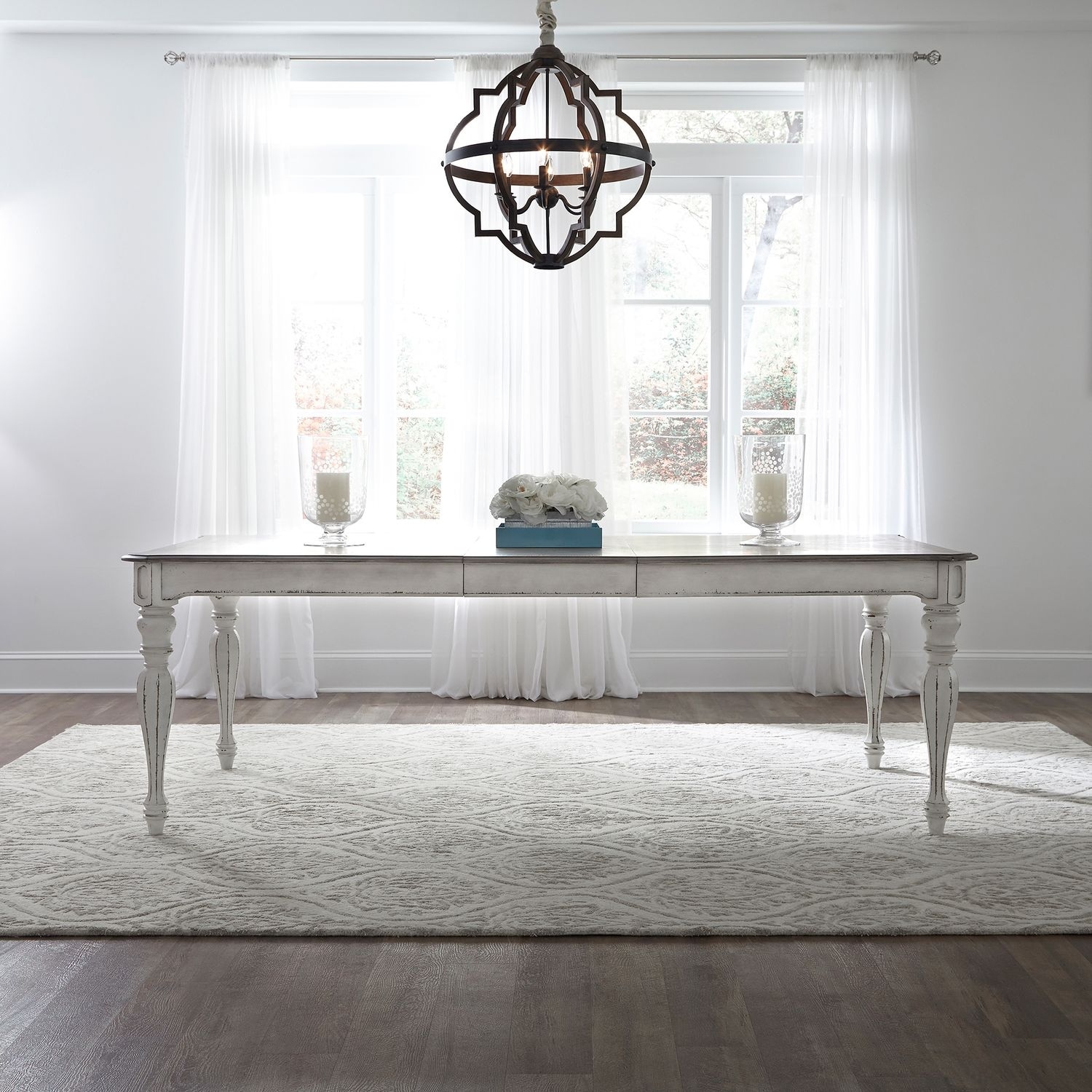 Liberty Furniture Magnolia Manor Rectangular Dining Table 18" Leaf Seats 8