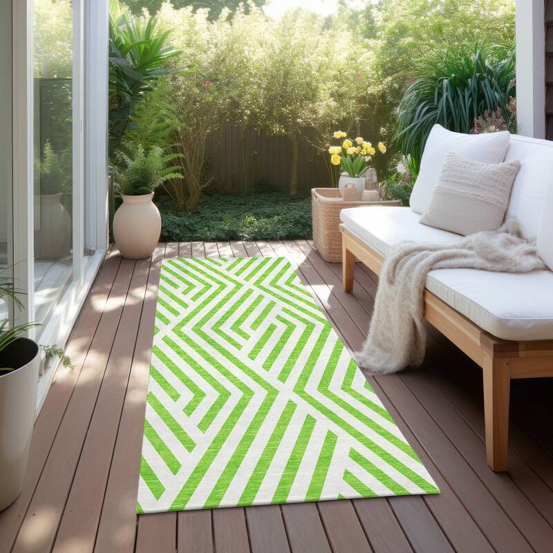 Machine Washable Indoor/ Outdoor Modern Diamonds Chantille Rug - 2'3" x 7'6" - Lime