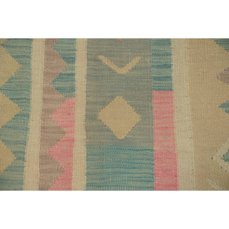 Hand Woven Southwestern Wool Multi-Colored Geometric Area Rug - 7' 0'' X 4' 11''