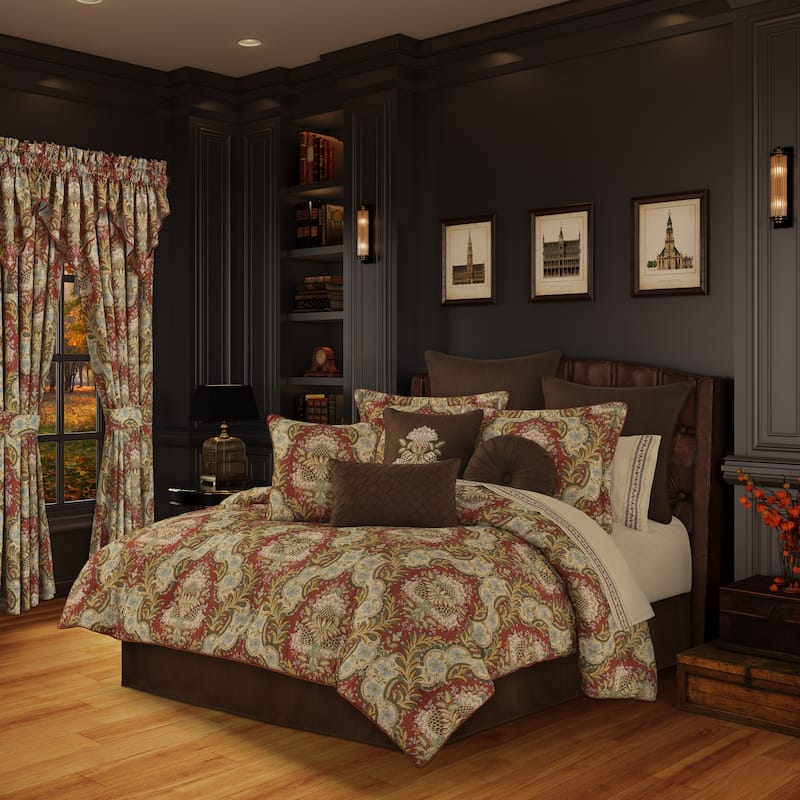 J. Queen New York Sayre Comforter Set