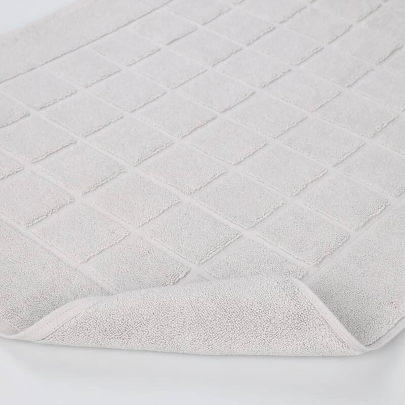 Blue Nile Mills 100% Cotton Terry Solid Absorbent Thick Checkered Washable Bath Mats, Set of 2