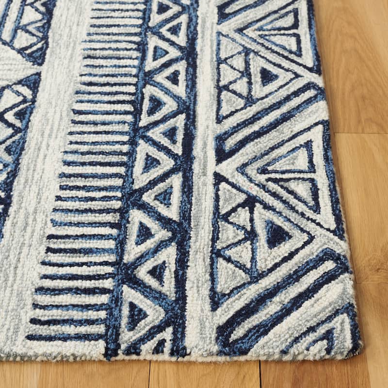 SAFAVIEH Handmade Metro Andreina Boho Tribal Wool Rug