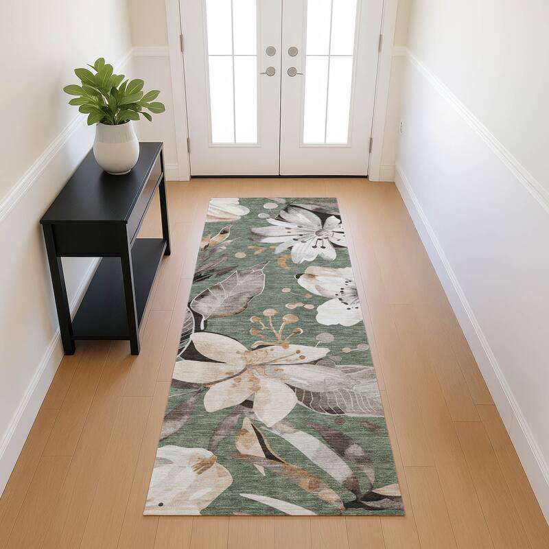 Machine Washable Indoor/ Outdoor Floral Chantille Rug