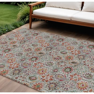 HomeRoots Floral Transitional Rectangle Outdoor Rug