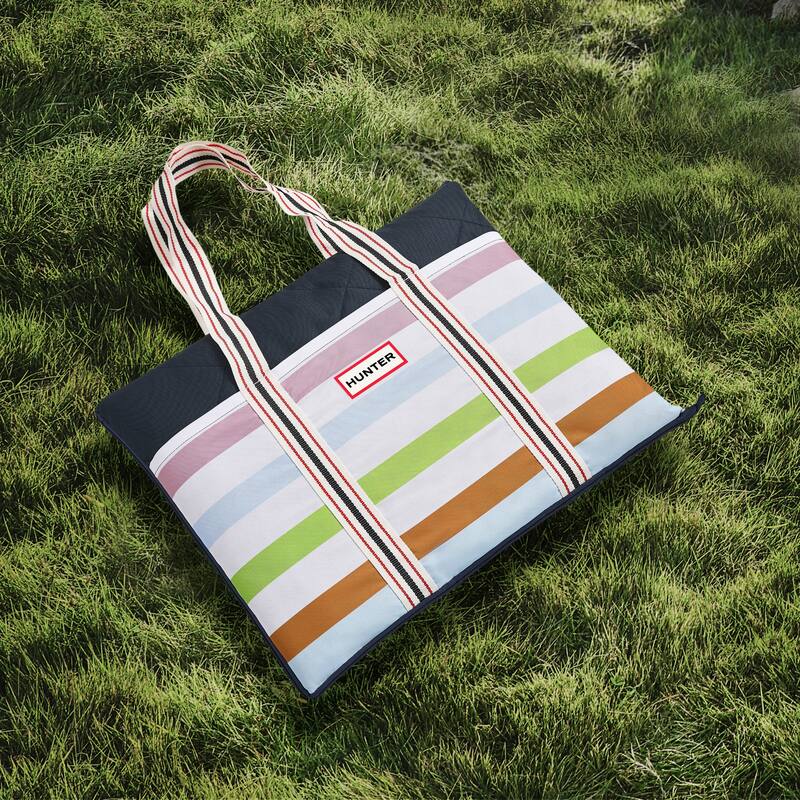 Hunter Outdoor Blanket Tote Bag