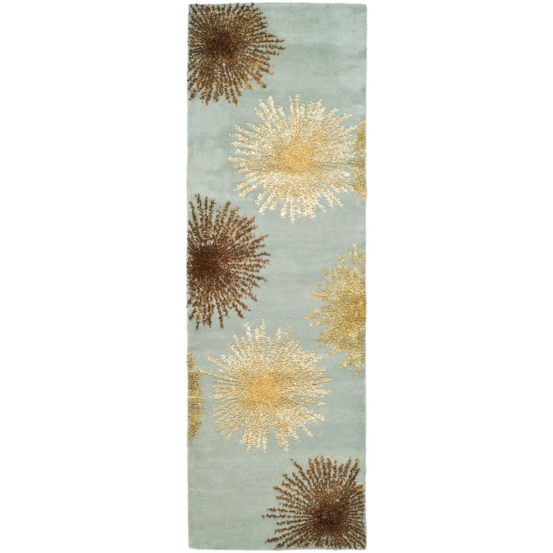 SAFAVIEH Handmade Soho Miyase Burst New Zealand Wool Rug - 2'6" x 6' Runner - Light Blue/Multi