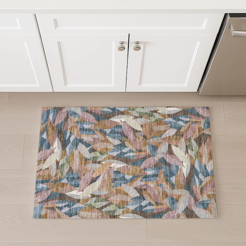 Machine Washable Indoor/ Outdoor Modern Floral Chantille Rug