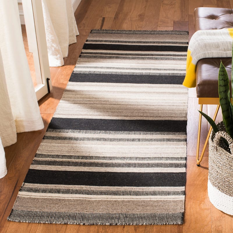 SAFAVIEH Handmade Flatweave Dhurries Cornella Modern Moroccan Wool Rug - 2'6" x 8' Runner - Natural/Black
