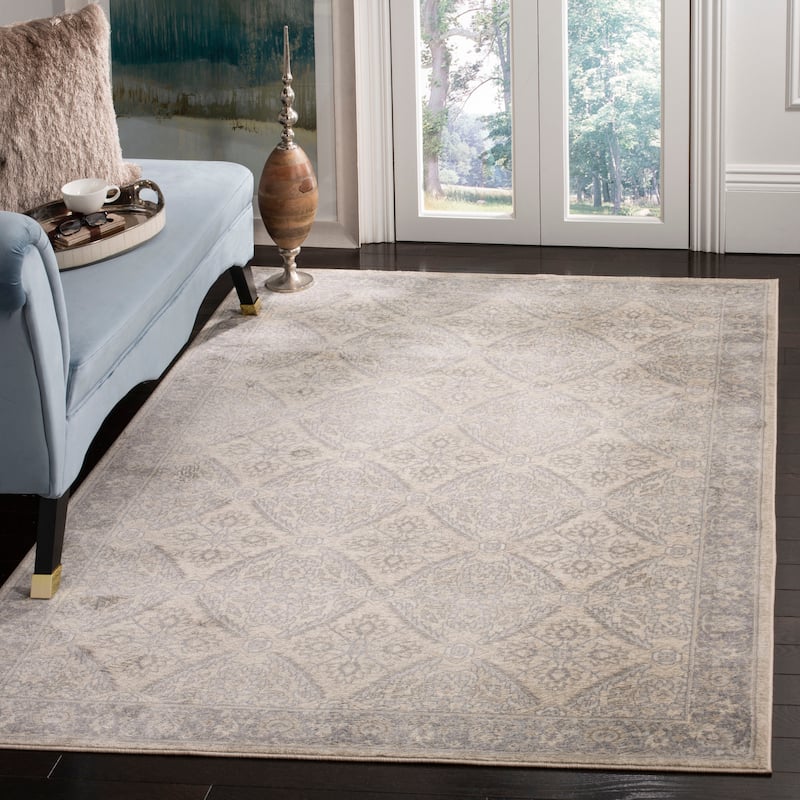 SAFAVIEH Brentwood Vivien Traditional Oriental Rug - Cream/Grey - 5' 3" x 7' 6"