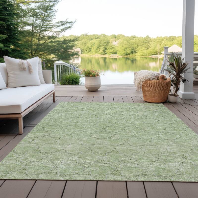 Machine Washable Indoor/ Outdoor Abstract Trellis Chantille Rug