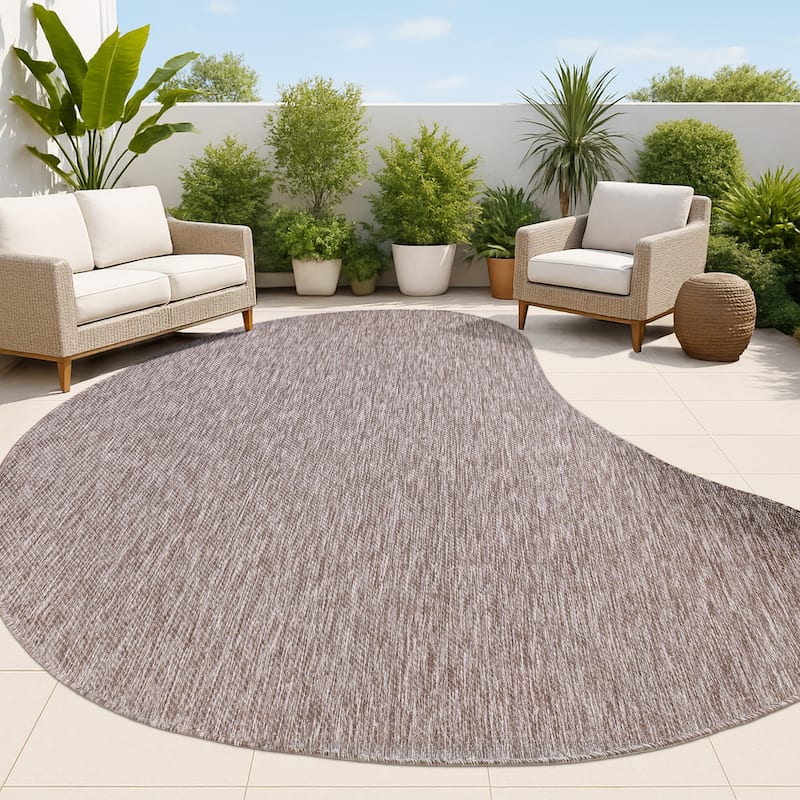 JONATHAN Y Evan Modern Rustic Organic Curve Indoor/Outdoor Shaped Area Rug