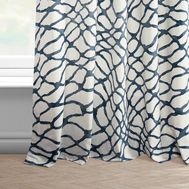 Exclusive Fabrics Ellis Printed Cotton Twill Curtain (1 Panel)