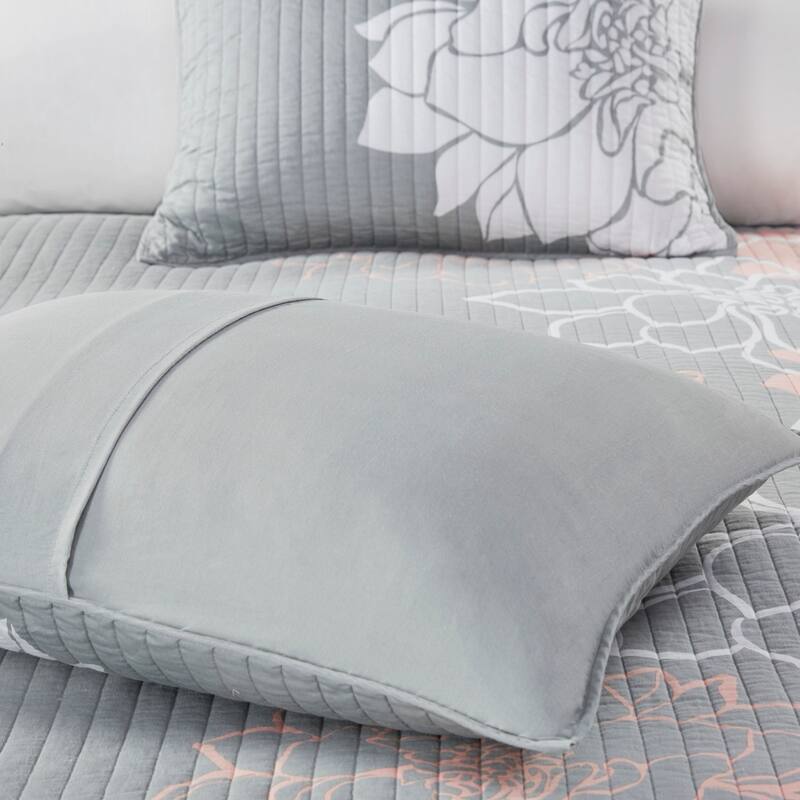 GDF Studio - Lola Printed Cotton Reversible Quilt Set with Throw Pillows