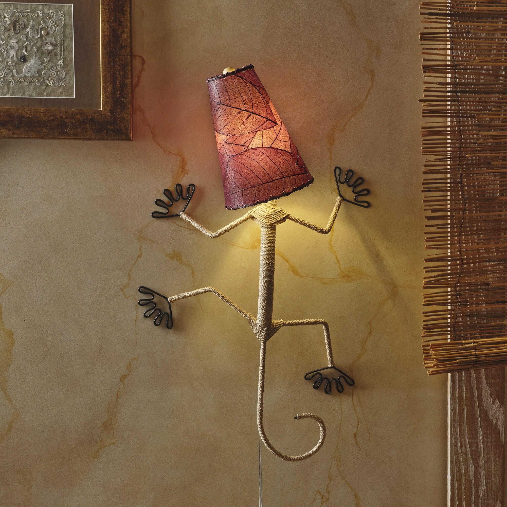 Gecko lamp 2025