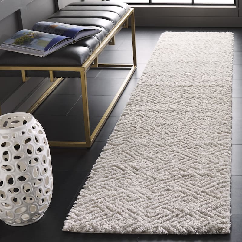 SAFAVIEH Tahoe Shag Nieki Geometric 1.2-inch Thick Rug - 2' x 9' Runner - Ivory - Runner