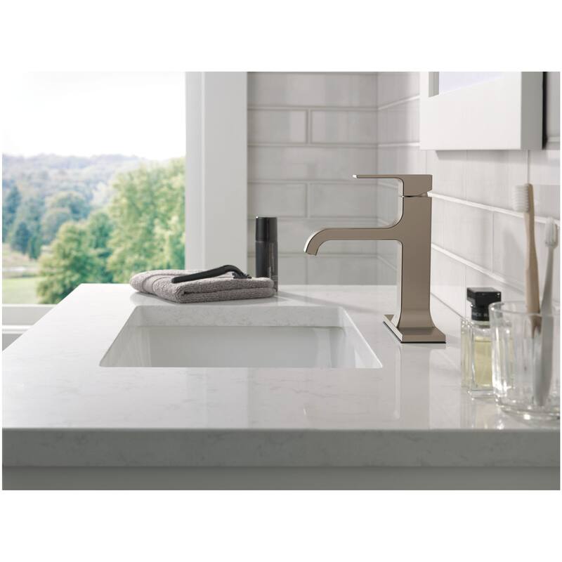 Delta 539-MPU-DST Velum 1.2 GPM Single Hole Bathroom Faucet with