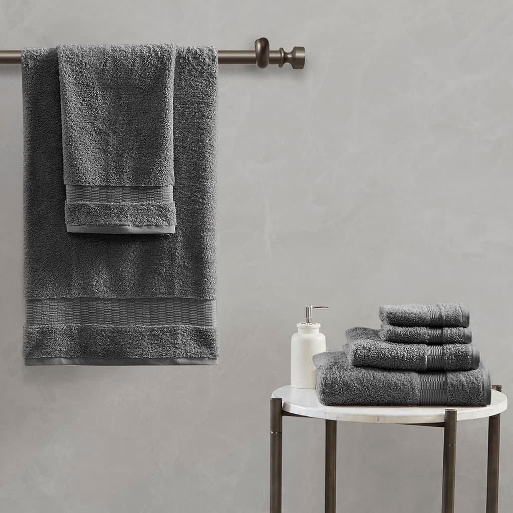 One hundred percent Egyptian Cotton 6 Piece Towel Set