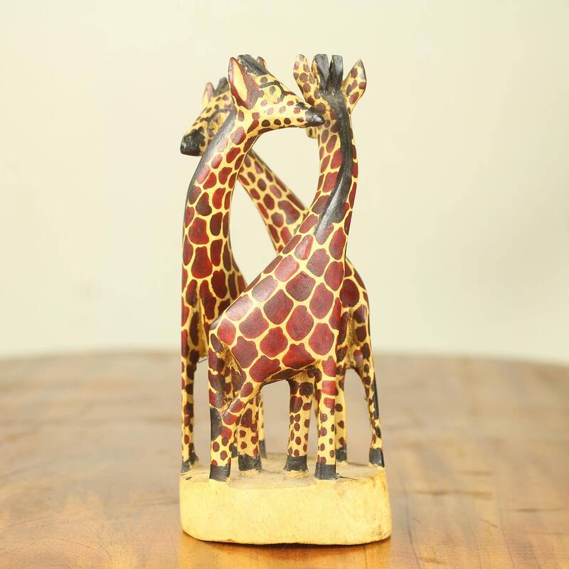 Handmade Giraffe Family (small) Teakwood sculpture (Ghana) - 34 x 17 x 16