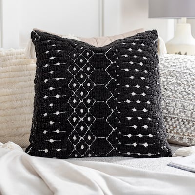 Artistic Weavers Almohado Soft Boho Throw Pillow with Tassels