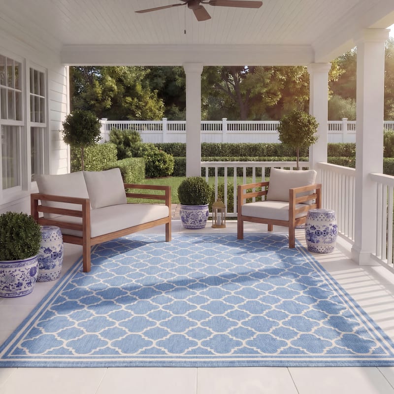SAFAVIEH Courtyard Kristelle Indoor/ Outdoor Waterproof Patio Backyard Rug