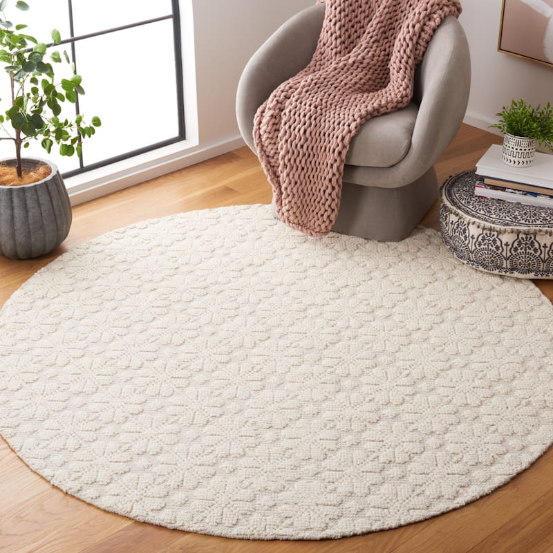 SAFAVIEH Handmade Vermont Jolie Wool Rug - 4' Round - Ivory
