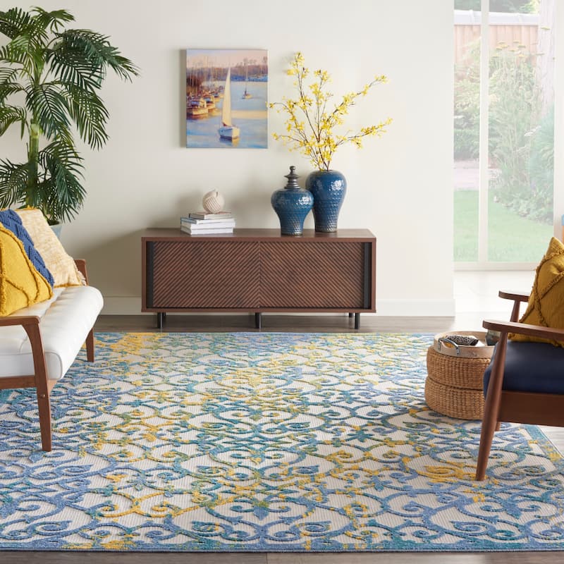 Nourison Aloha Transitional Scroll Indoor/Outdoor Damask Rug