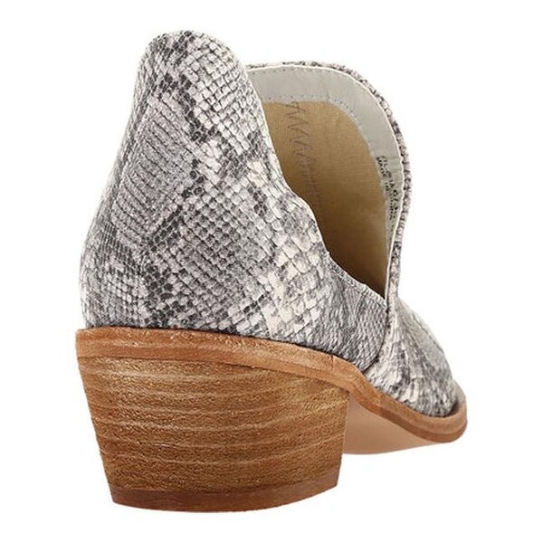 Chinese laundry sales focus bootie snake