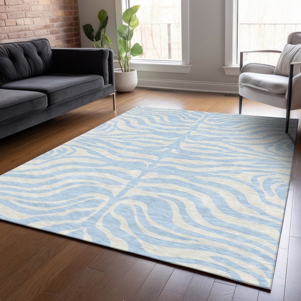 Machine Washable Indoor/ Outdoor Modern Animal Print Chantille Rug