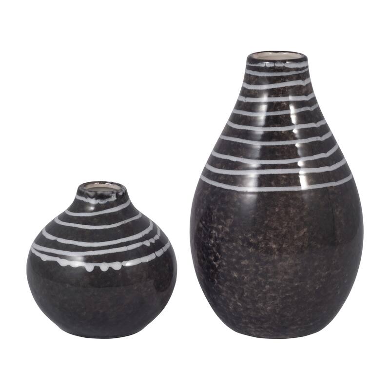 Sagebrook Home's Ceramic Vase - Timeless Elegance for Modern Living - Perfect Accent Piece for Any Room