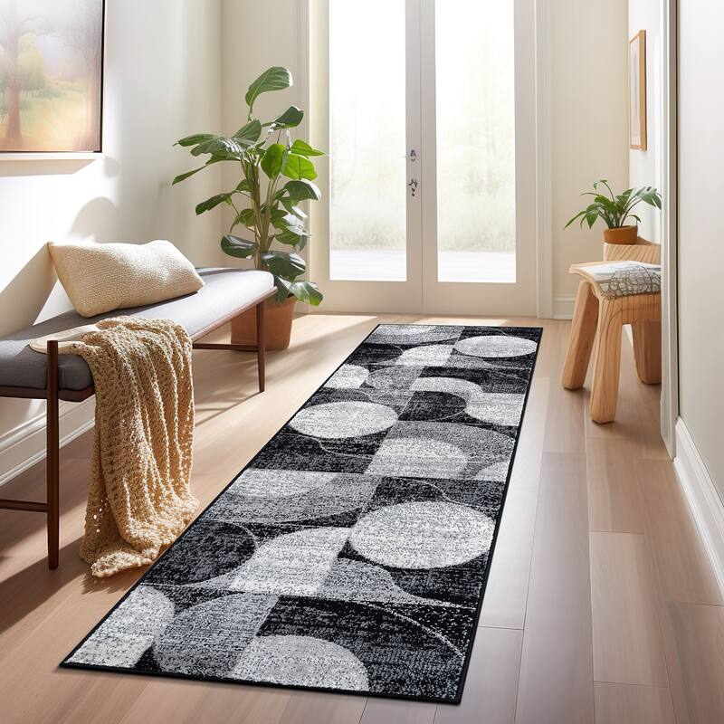 Modern Geometric Design Area Rug - 2' x 7' - Black - Runner