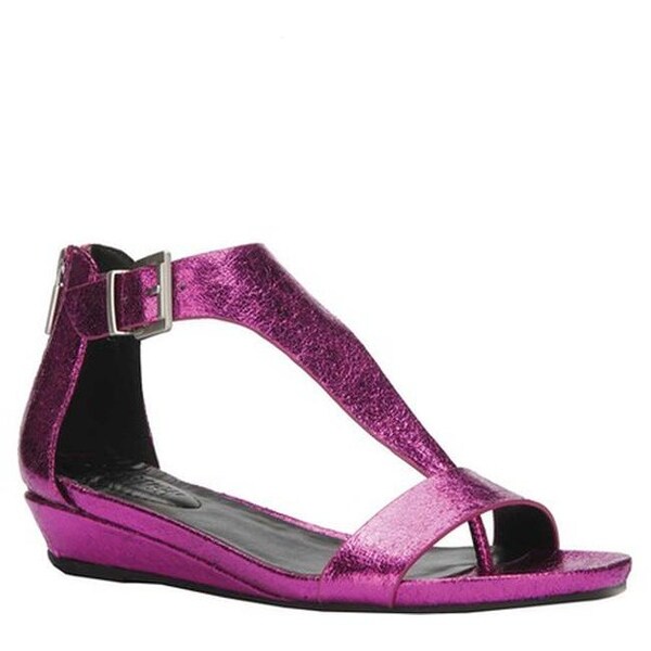 Shop Kenneth Cole Reaction Women's Great Gal T Strap Sandal Fuchsia Metallic - Free Shipping 