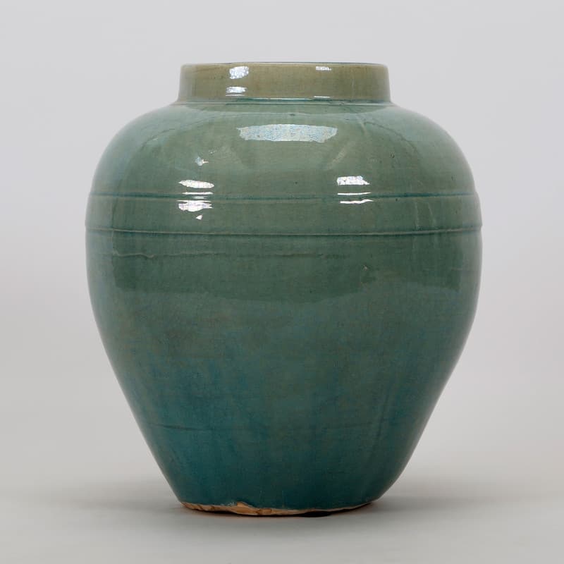 8" H Green Porcelain Vintage Style Vase w/2 lines Small, Home and Garden Décor