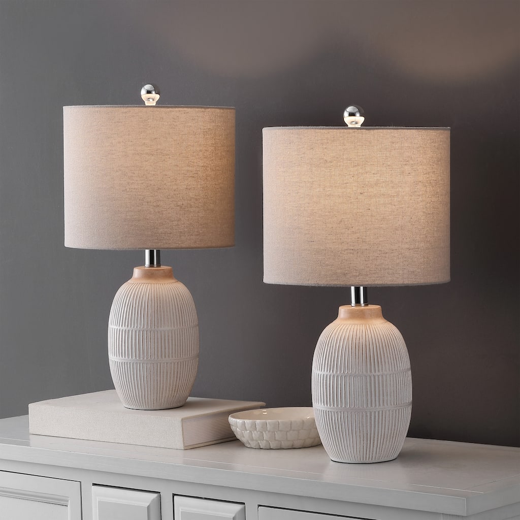 SAFAVIEH Couture Thom, 21-inch, Resin Table Lamp (Set of 2) - 11"W x 11"D x 21"H