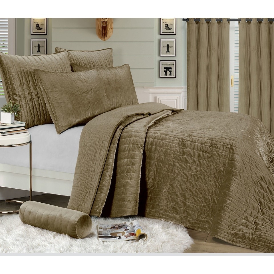 Brielle velvet quilt best sale set