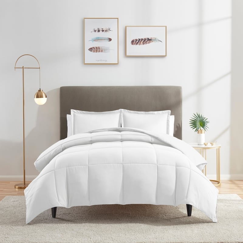 Clara Clark All-season Down Alternative Comforter