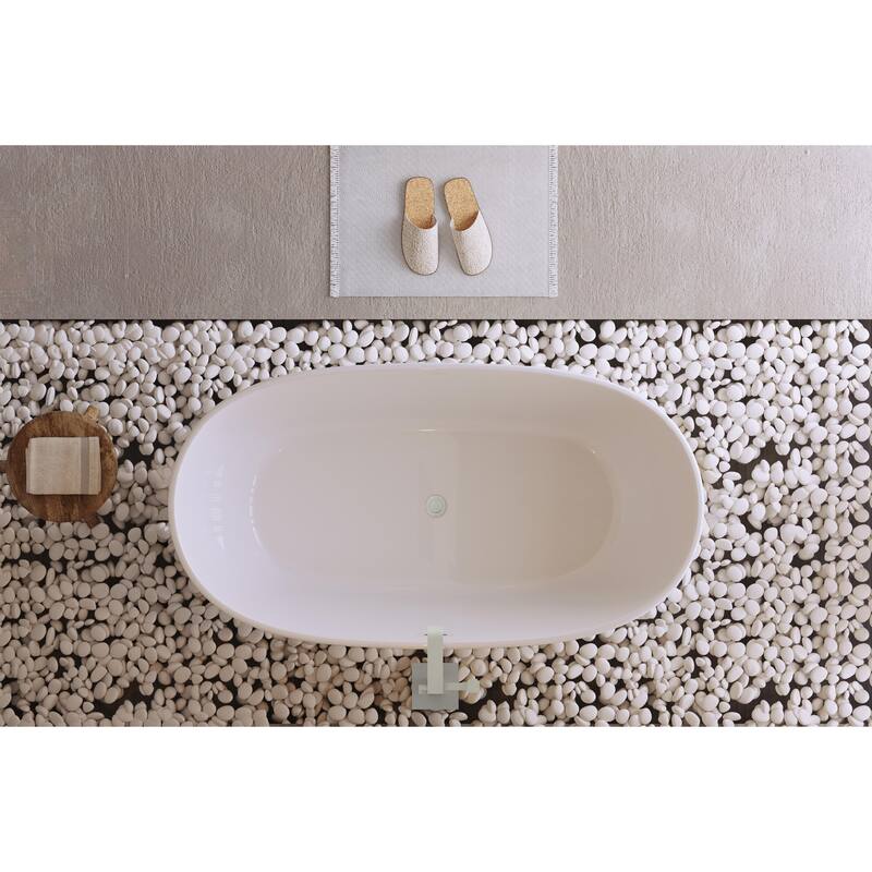 Adler Soaking Bathtub in Glossy White